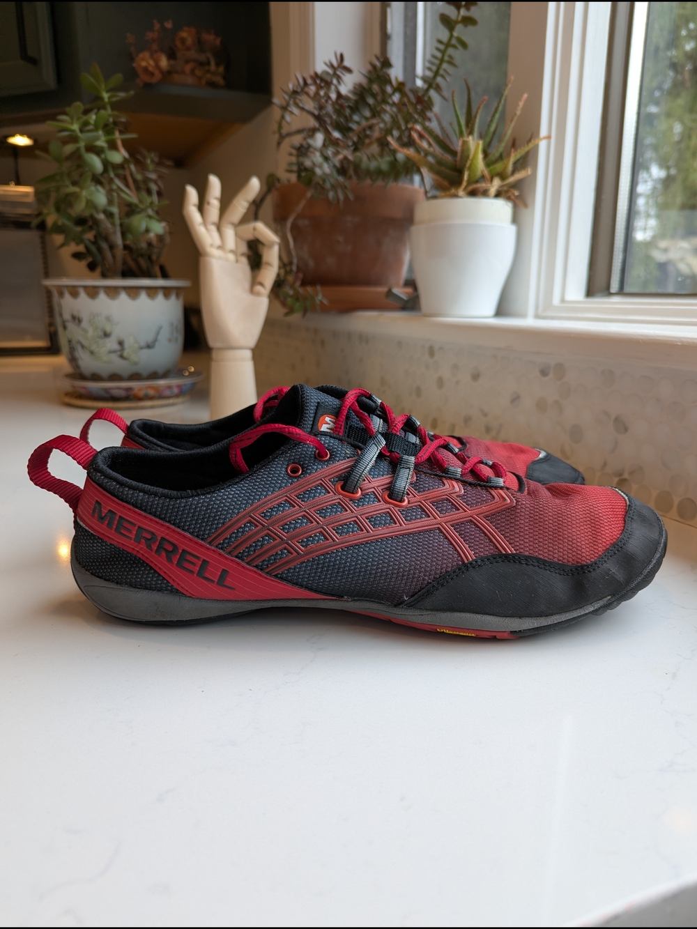 Merrell Barefoot Trail Glove 4 Crimson Red Vibram Sole Mens Size 12